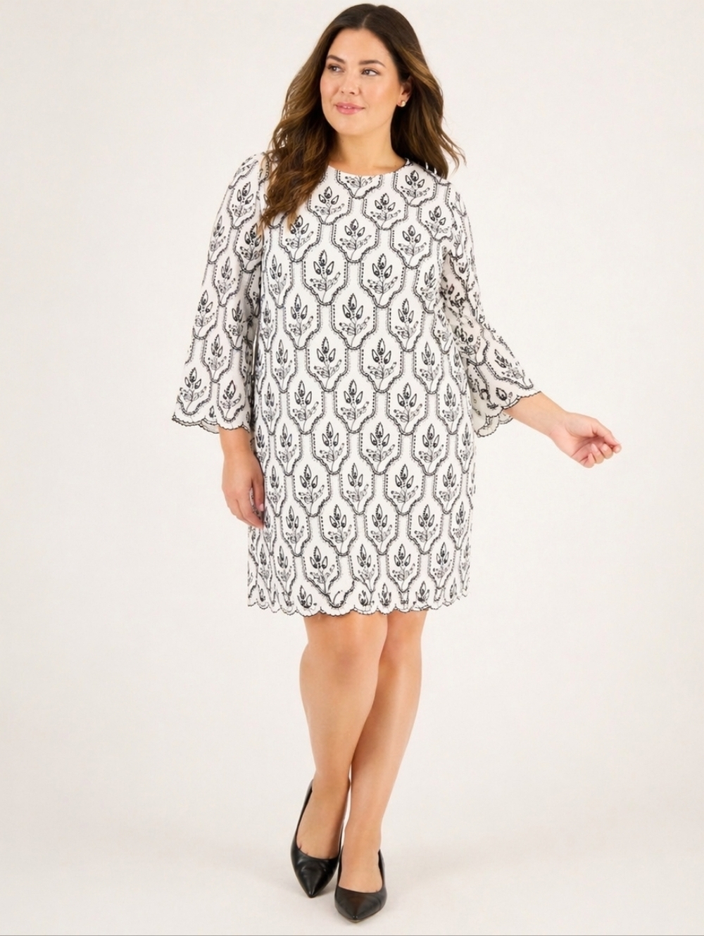 Preston & York Embroidered Floral Dress White Black Size 16 3/4 Sleeve Shift